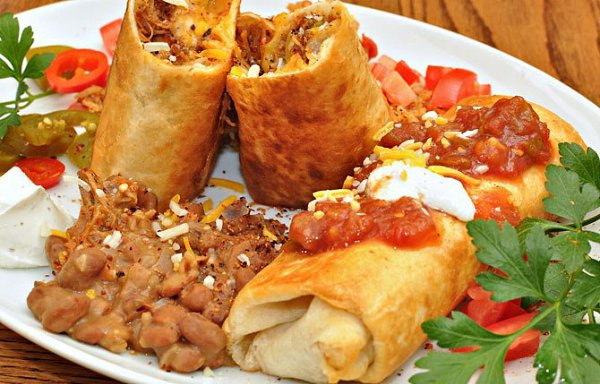 Мексиканская кухня.Основой большинства блюд является тортилья — лепёшка из кукурузной или пшеничной ... - 8