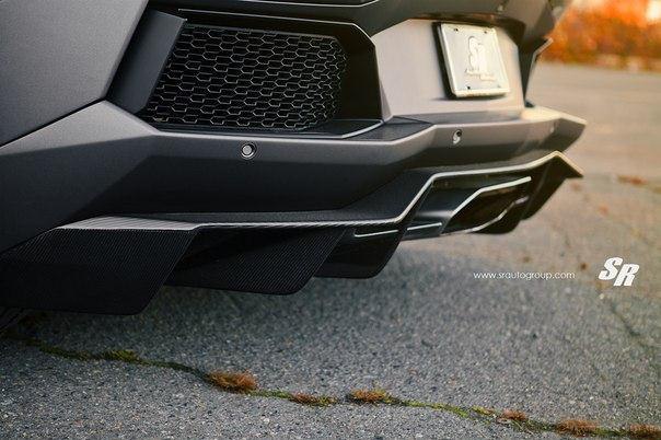 Lamborghini Aventador LP 700-4.: 6.5L V12: 700 .. : 690 : ... - 7