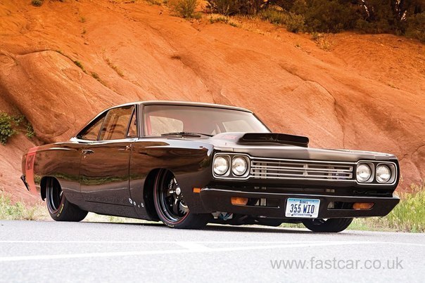 Plymouth Road Runner - 6