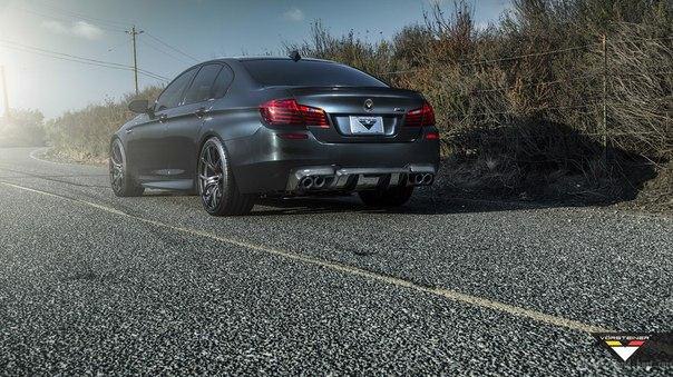 BMW F10 M5 - 5