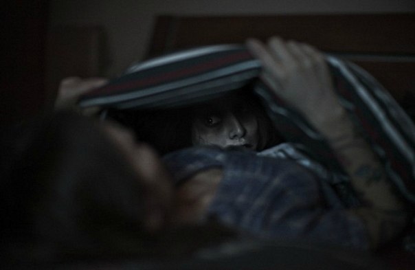 Самые короткие страшилки в мире.1. Я укладываю ребенка спать, а он говорит мне: