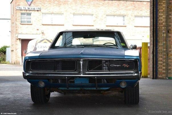 1969 Dodge Charger R/T - 2