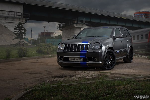 Jeep Grand Cherokee SRT8