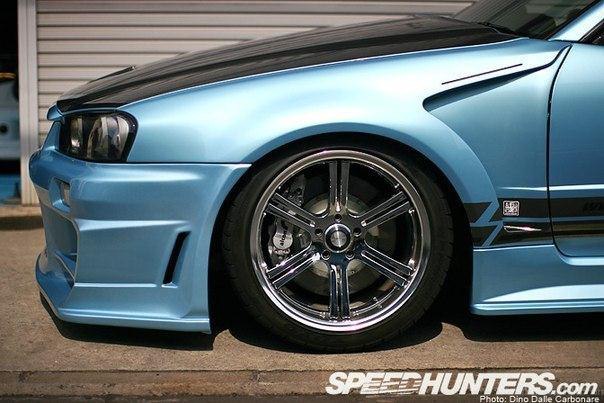 Nissan Skyline R34 - 3