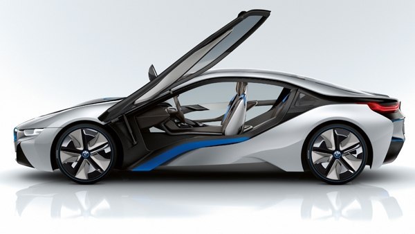 Электромобили BMW смогут заряжаться от фонарных столбов.Немецкий автомобилестроительный концерн BMW ...