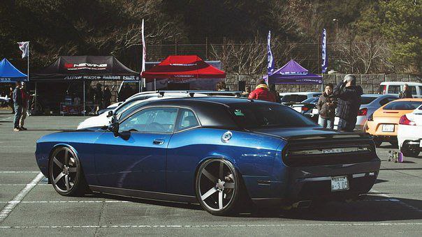 Dodge Challenger