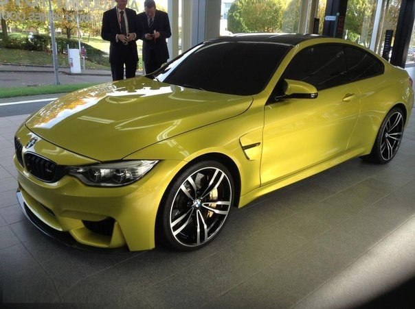 #BMW M4 - 4