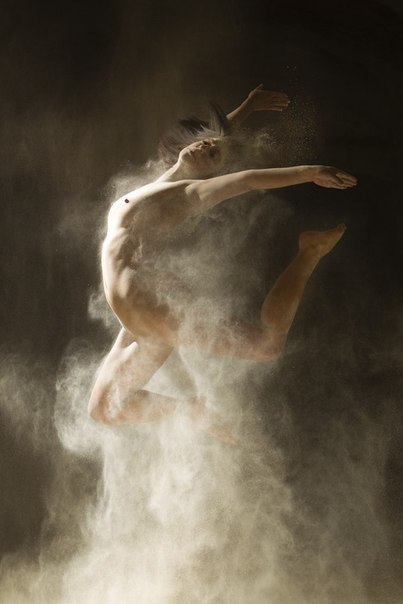 Photographer: Ludovic Florent - 2