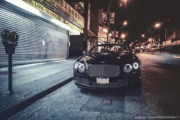 Bentley Continental GTC. - 8