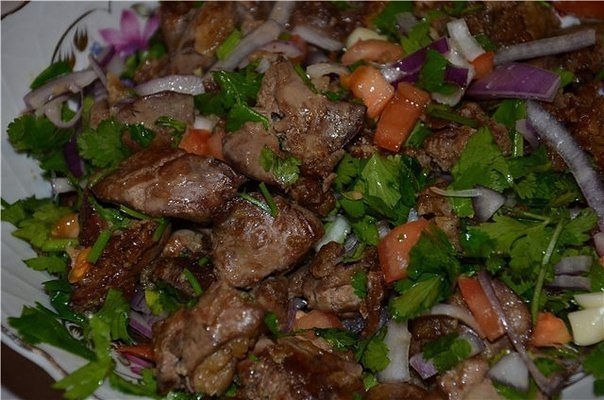 ПЕЧЕНЬ ПО-ГРУЗИНСКИ.Печень можно взять любую. Куриная, конечно, нежнее, а говяжья полезнее. ...