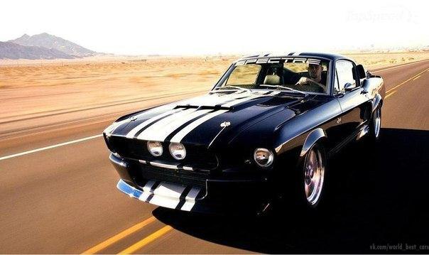 1967 Shelby GT500CR 900S.