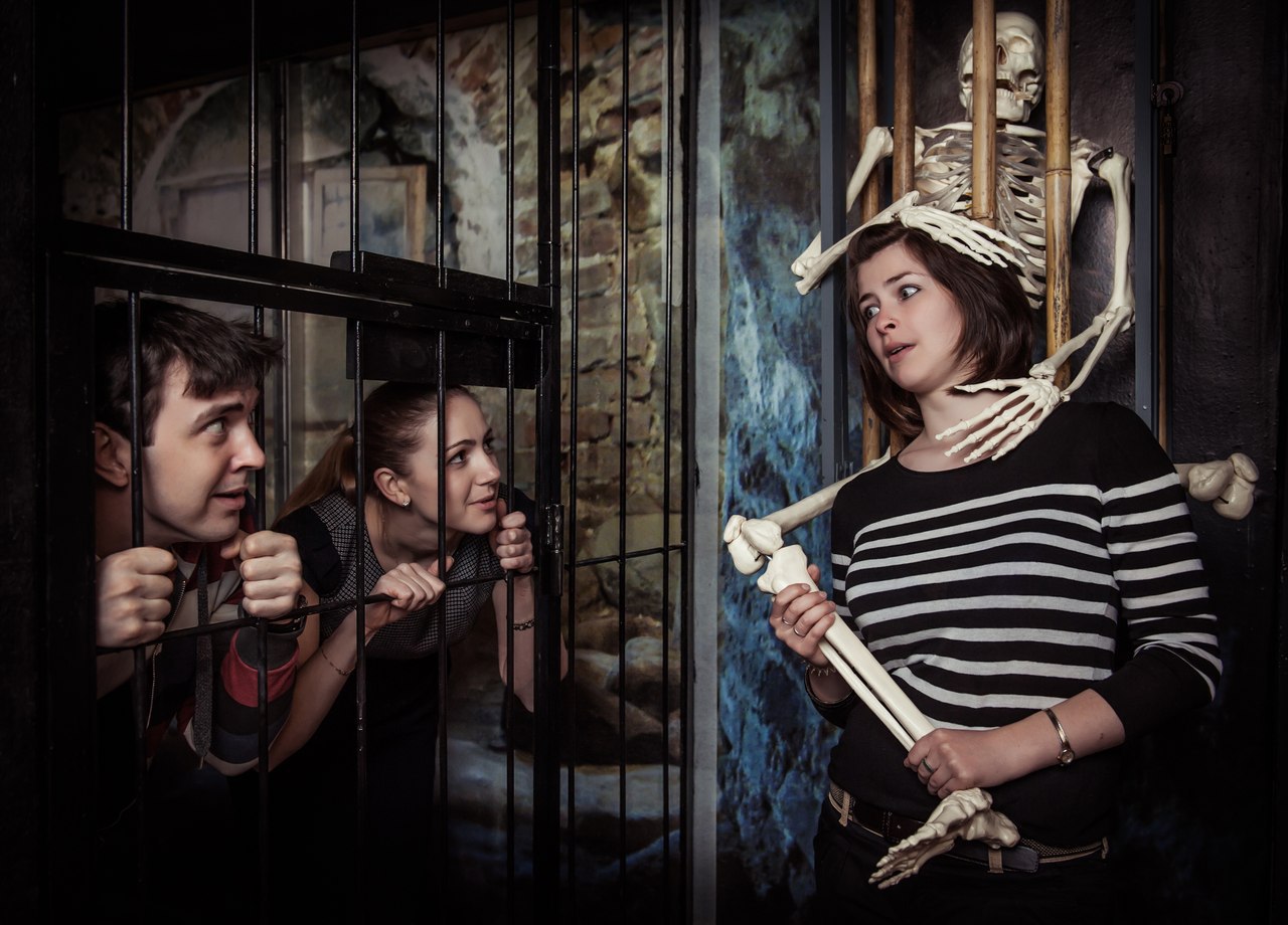 Квест палата ярославль. Квест в ростове на дону. Люди квест. Люди и квест фэнтези. Мир квестов люди.