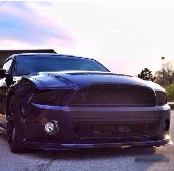 Ford Mustang Shelby GT500 - 6