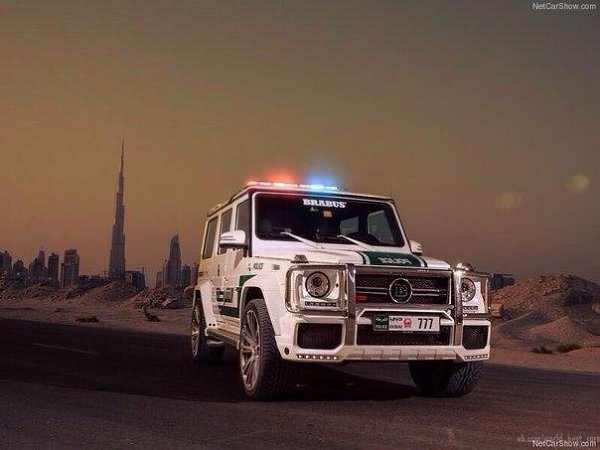 Brabus B63S-700 Widestar Dubai Police