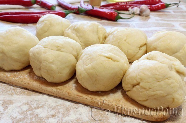 Пицца турецкая — Pide с мясом и с сыром.Ингредиенты:яйца – 4-5 шт.;йогурт натуральный или сметана – ... - 7