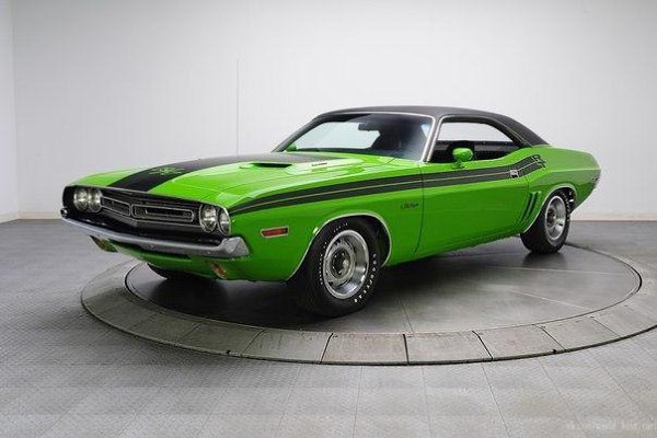 1971 Dodge Challenger R/T - 3