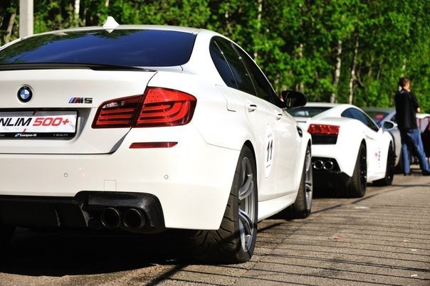 BMW M5 (F10) - 4