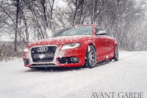 Audi S4.