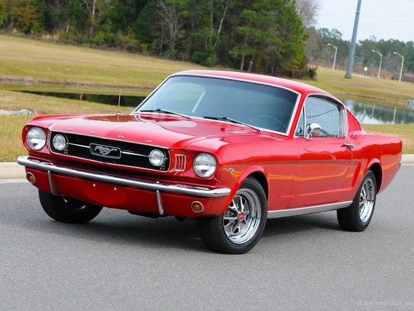 1966 Ford Mustang Fastback - 3