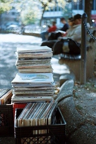 Симпатичных девушек везде хватает. Мир просто переполнен ими. Но для каждого мужчины существует ...