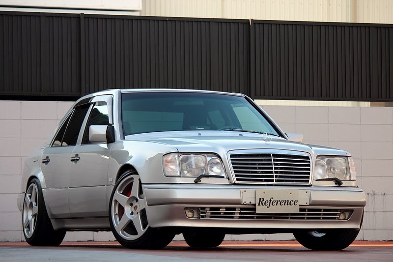 Mercedes-Benz W124 E500 - 4