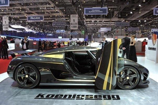 Koenigsegg Agera S.: ~ 51 .  : 1 030 ..  100/: 2.8 ... - 7