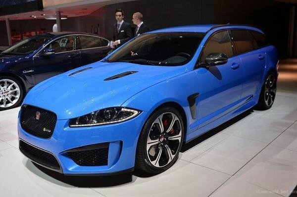 2014 Jaguar XFR-S Sportbrake - 4
