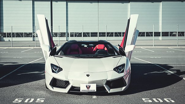 Lamborghini Aventador Roadster