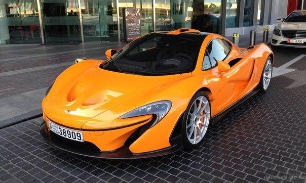 McLaren P1. 3.8 V8   916 ..  720  0-100 2.8 ...