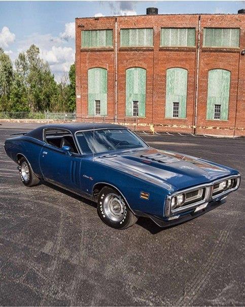 1971 Dodge Charger R/T - 4