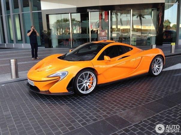 McLaren P1. 3.8 V8   916 ..  720  0-100 2.8 ... - 2