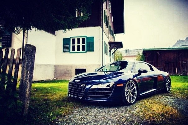 Audi R8 - 2