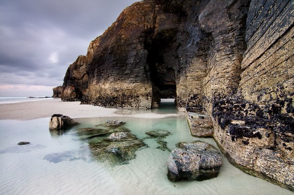   . Playa de las Catedrales  .