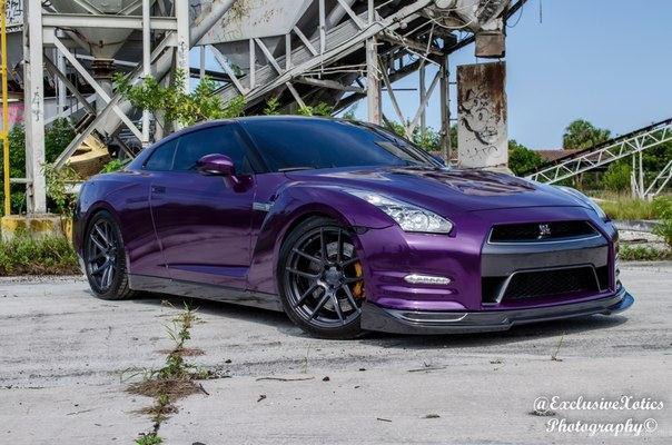 Purple Nissan GT-R on Velgen VMB5 Wheels.