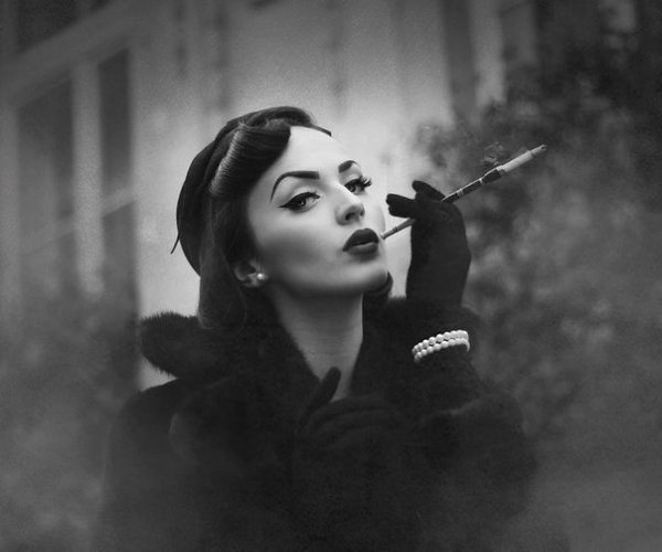 Да женщины, по-моему, могут всё на свете, и никакой мужчина им не нужен, разве только чтоб делать ...