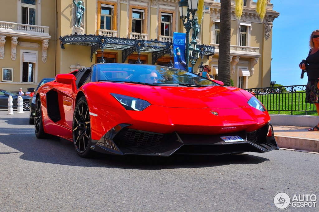 Lamborghini Aventador LP700-4 Roadster MVM Automotive Design