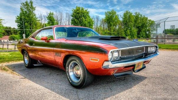 1970 Dodge Challenger T/A 340 Six Pak