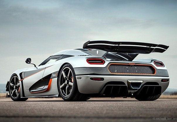 Koenigsegg Agera One:1 - 2