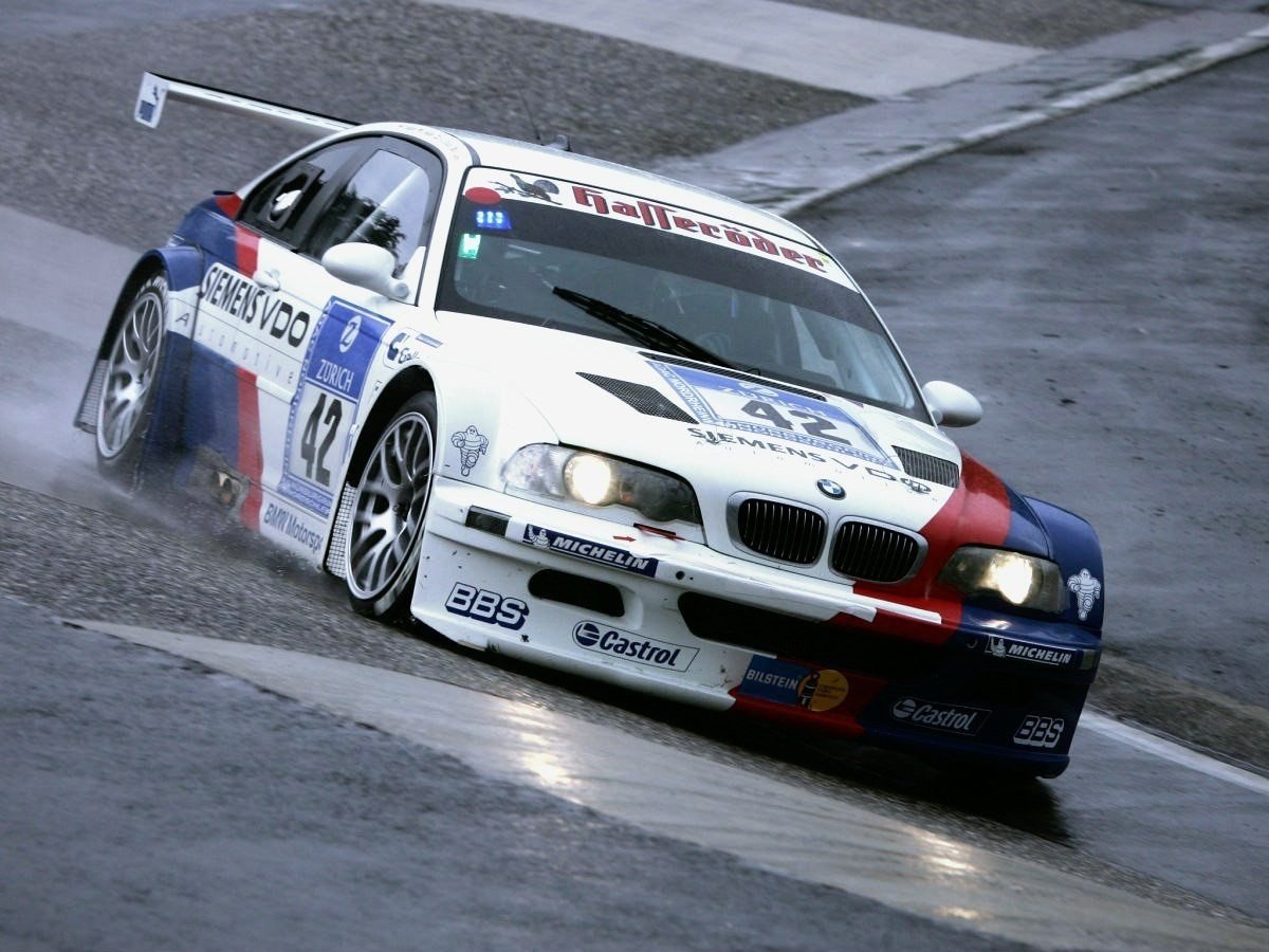 M3 GTR E46.:    - V8 4,0  (ECU 12A)  - 493 ...