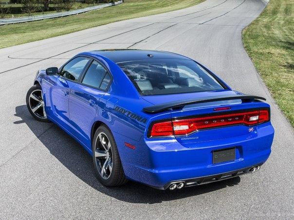 Dodge Charger R/T Daytona.5.7L V8 HEMI: 370 .. : 536 : ... - 4