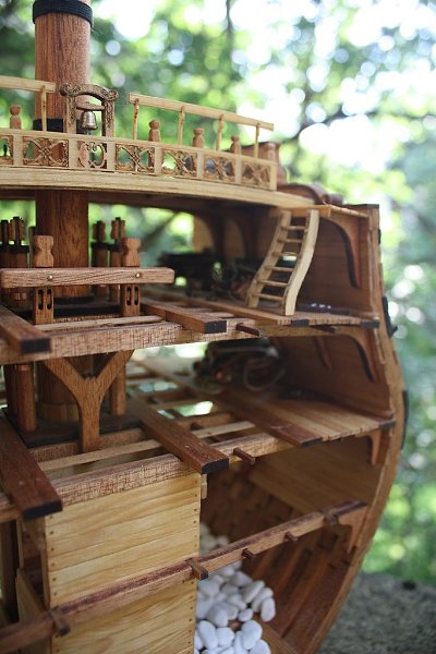 BONHOMME RICHARD   - 5