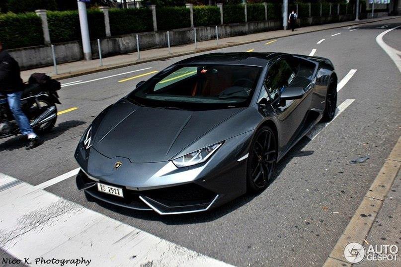 Lamborghini Huracan.  -  V10 (5204 )  - 610 .. @ 8.000 rpm . ... - 3