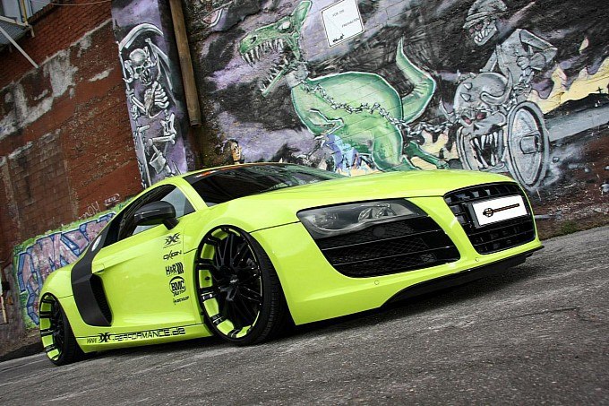 Audi R8 V10   - -,  :