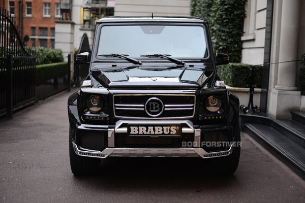 BRABUS 700 - 7