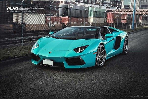 Lamborghini Aventador Roadster