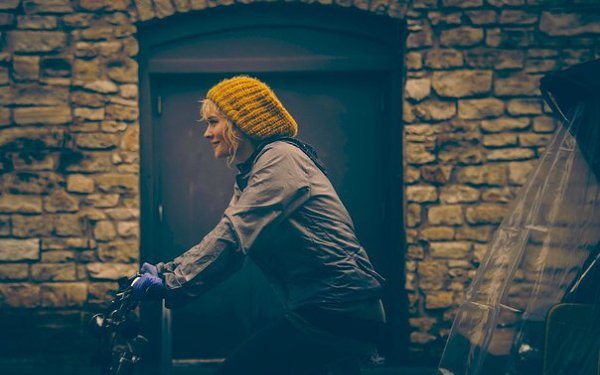 Работай — будто тебе не надо денег. Люби — будто тебе никто никогда не причинял боль. Танцуй — будто ...