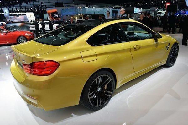 BMW M4 Coupe.: 2979 : 431 .. : 550  :  6 ... - 3