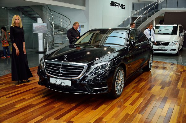 Презентация нового Mercedes S-Class на «Столичном Автошоу - 2013» в Киеве - 2