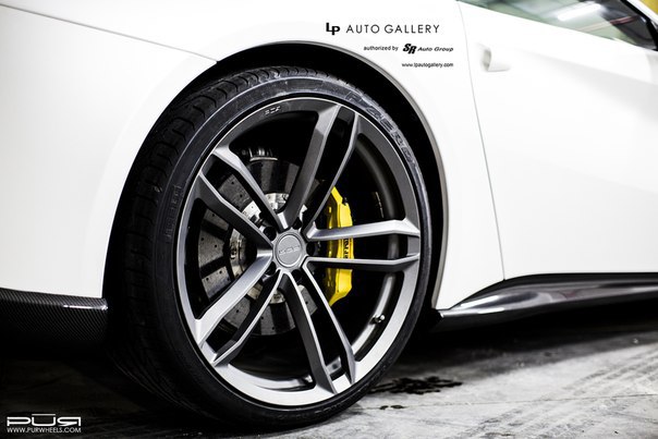 Ferrari F12 Berlinetta. Wheels: PUR RS07, 219, 2212 | Matte Anthracite. - 5