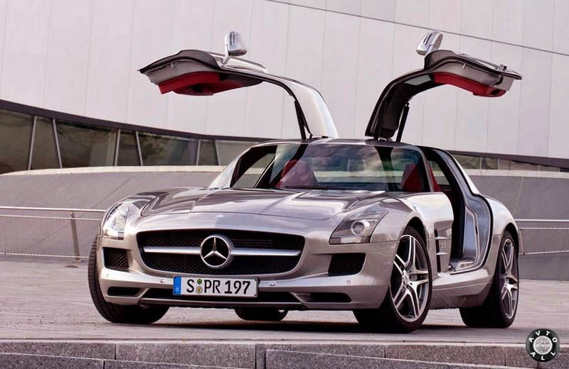 Mercedes SLS AMG